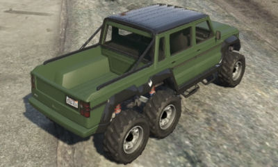 Dubsta 6x6の画像（リア）